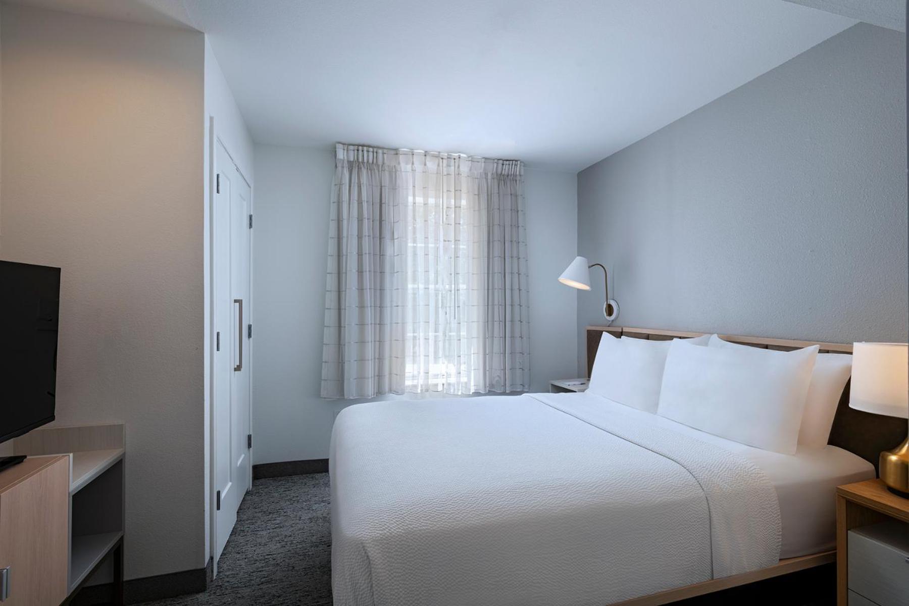Towneplace Suites By Marriott קולג' סטיישן מראה חיצוני תמונה